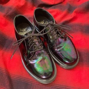Dr. Martens 5-hole lace up oxfords / black oil slick / size US 5